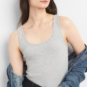 NWOT Gap tank top